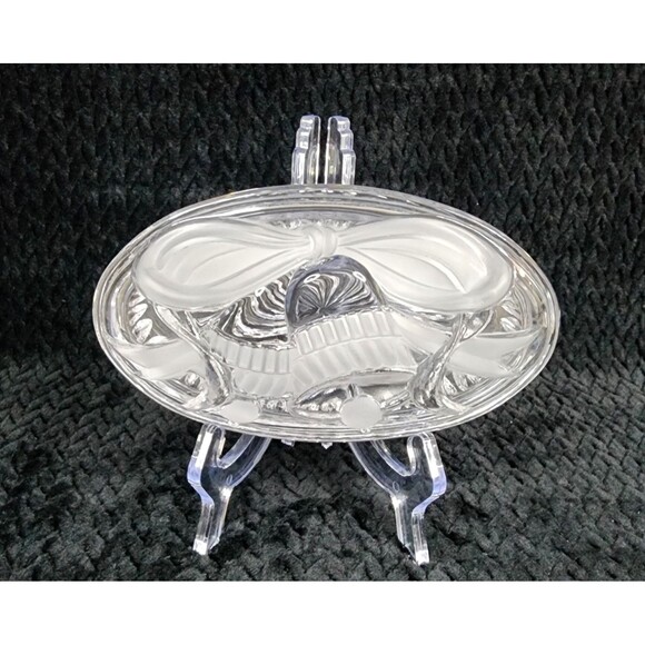 Vintage Mikasa Crystal Ribbons & Bells Covered Candy Dish – Germany 1980s–2000s - Picture 1 of 7